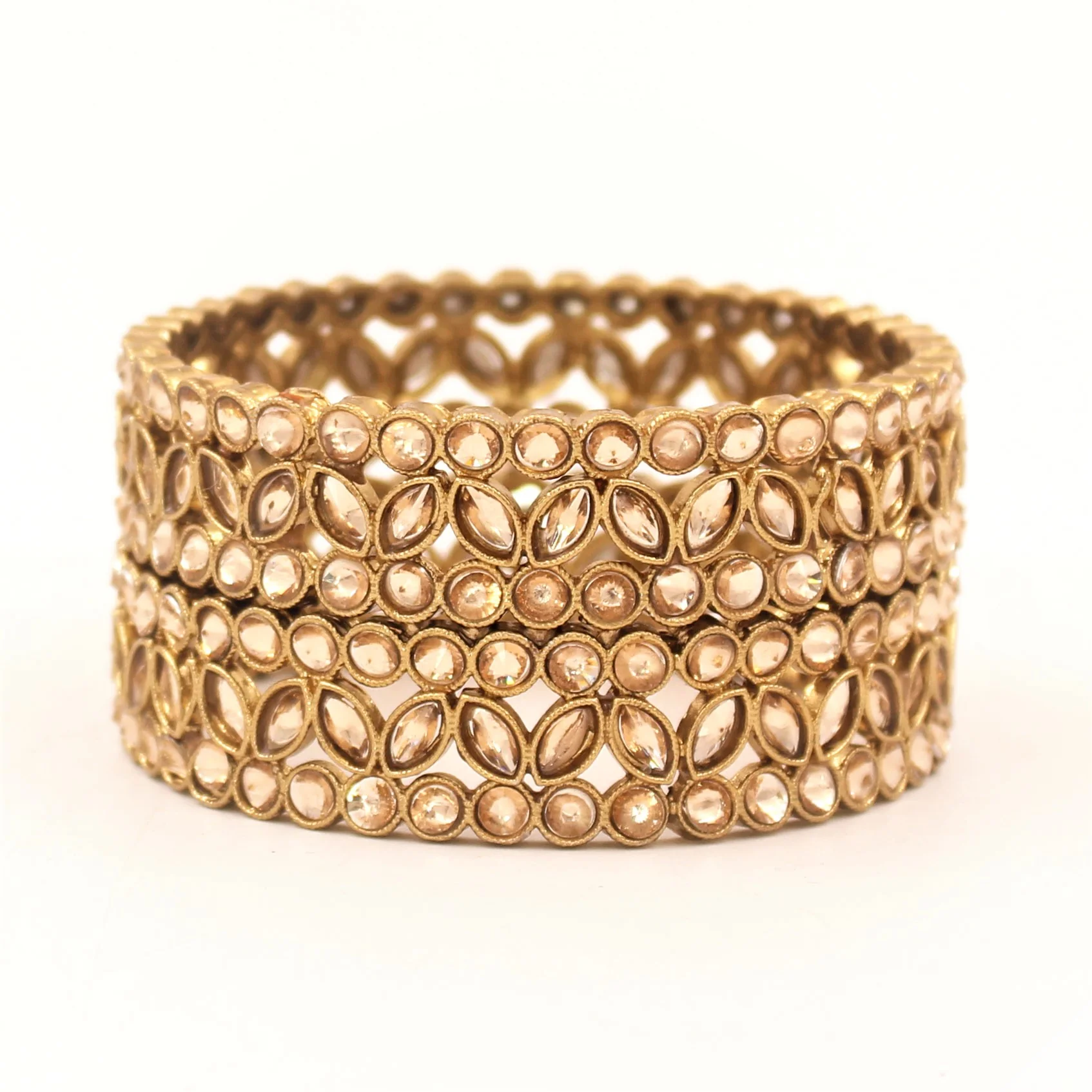 Beautiful Bracelet Pair with Kundan Centre and Side by Leshya (Plus Size) - Image 2