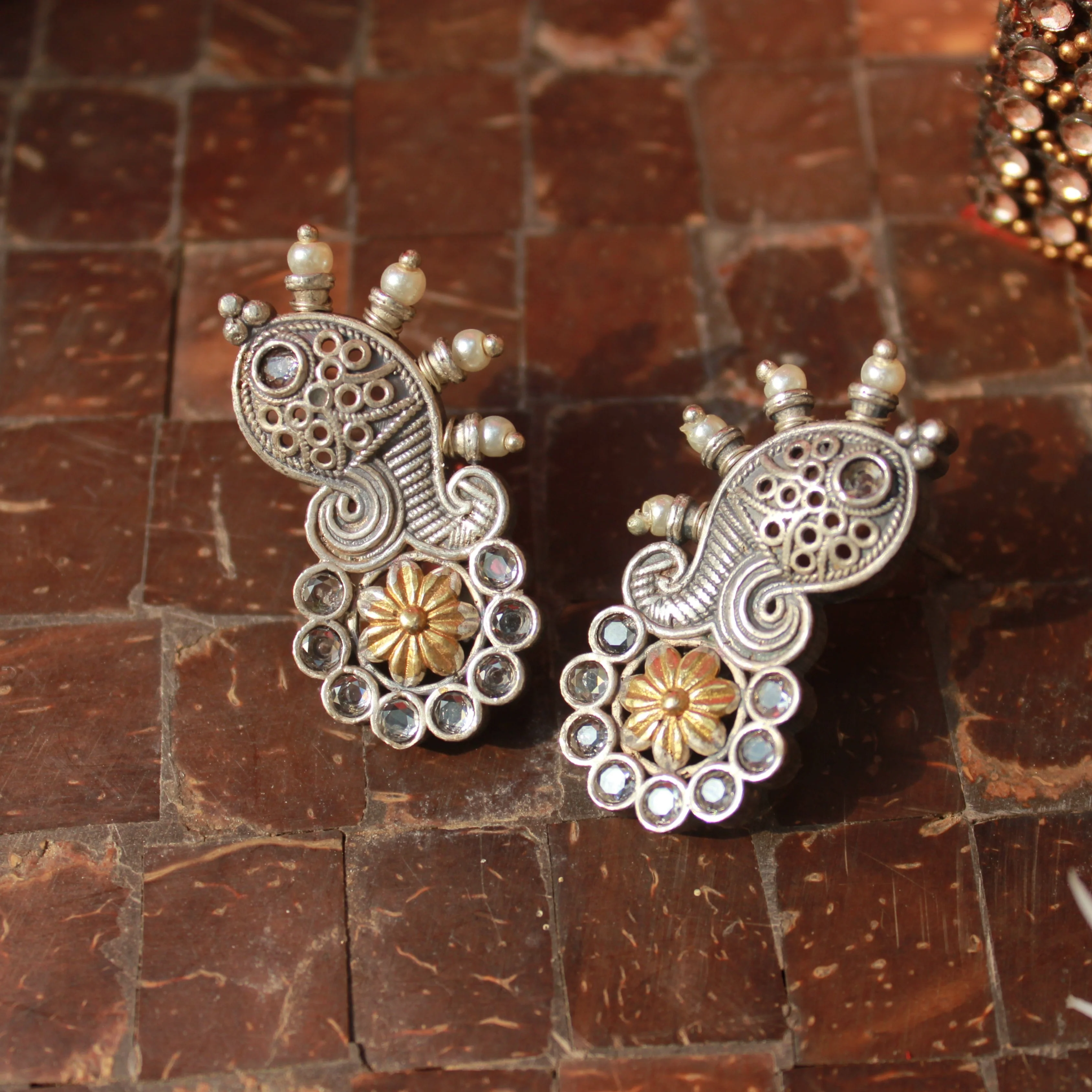Beautiful Oxidized Silver Stud Earring with Beaded Border - Image 3