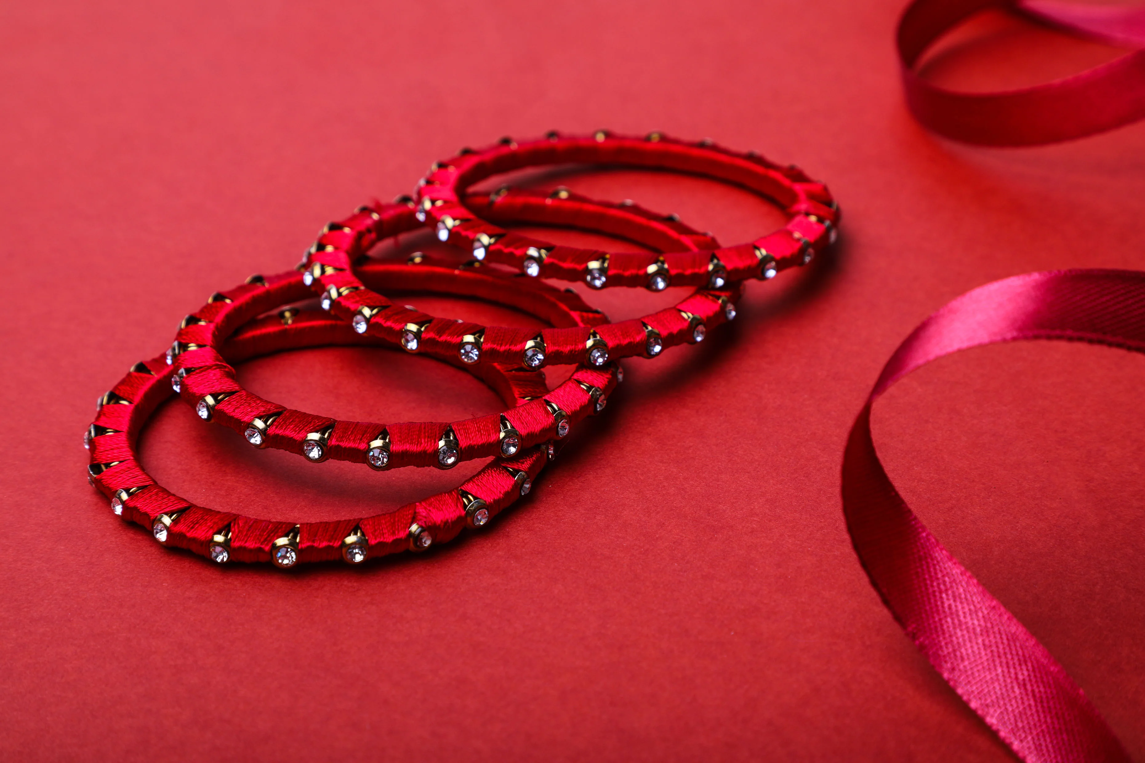 Beautiful Set Of 4 Silk Thread Bangles For Party Wear - Image 2