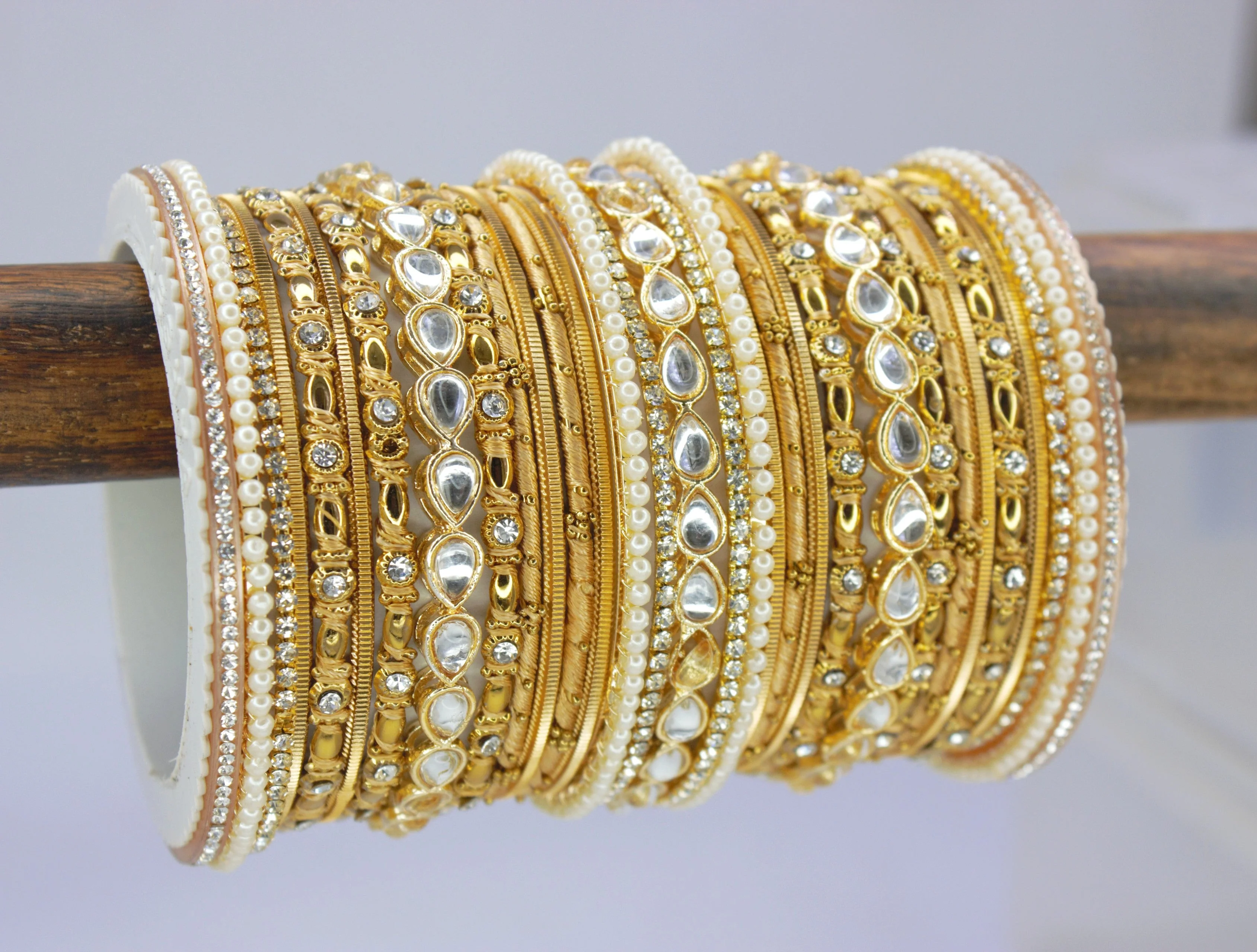 Bridal Bangle Set with Kundan Kangan by Leshya - Image 6
