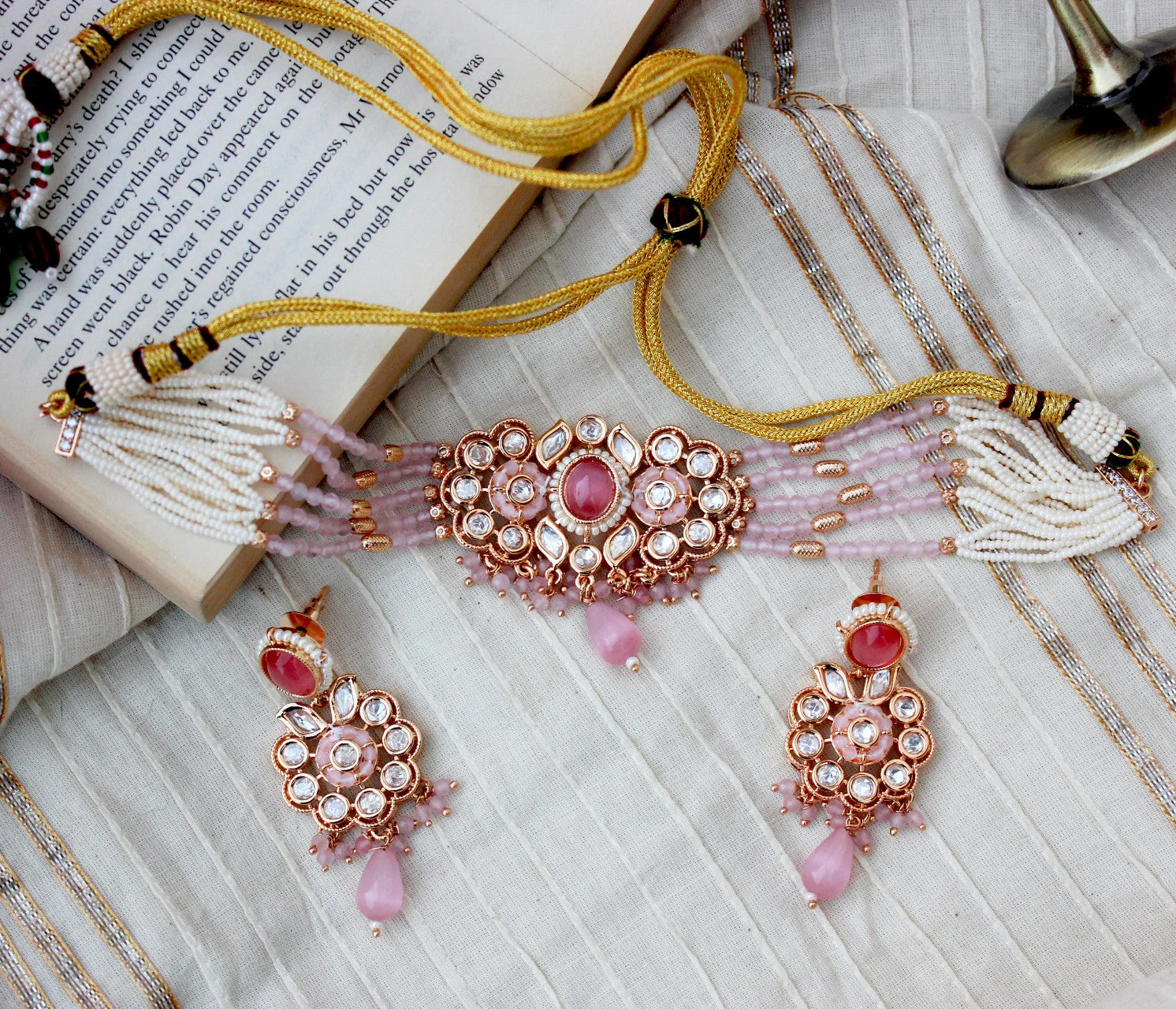 Bridal Kundan Green Choker Jewellery Set Earring - Image 2