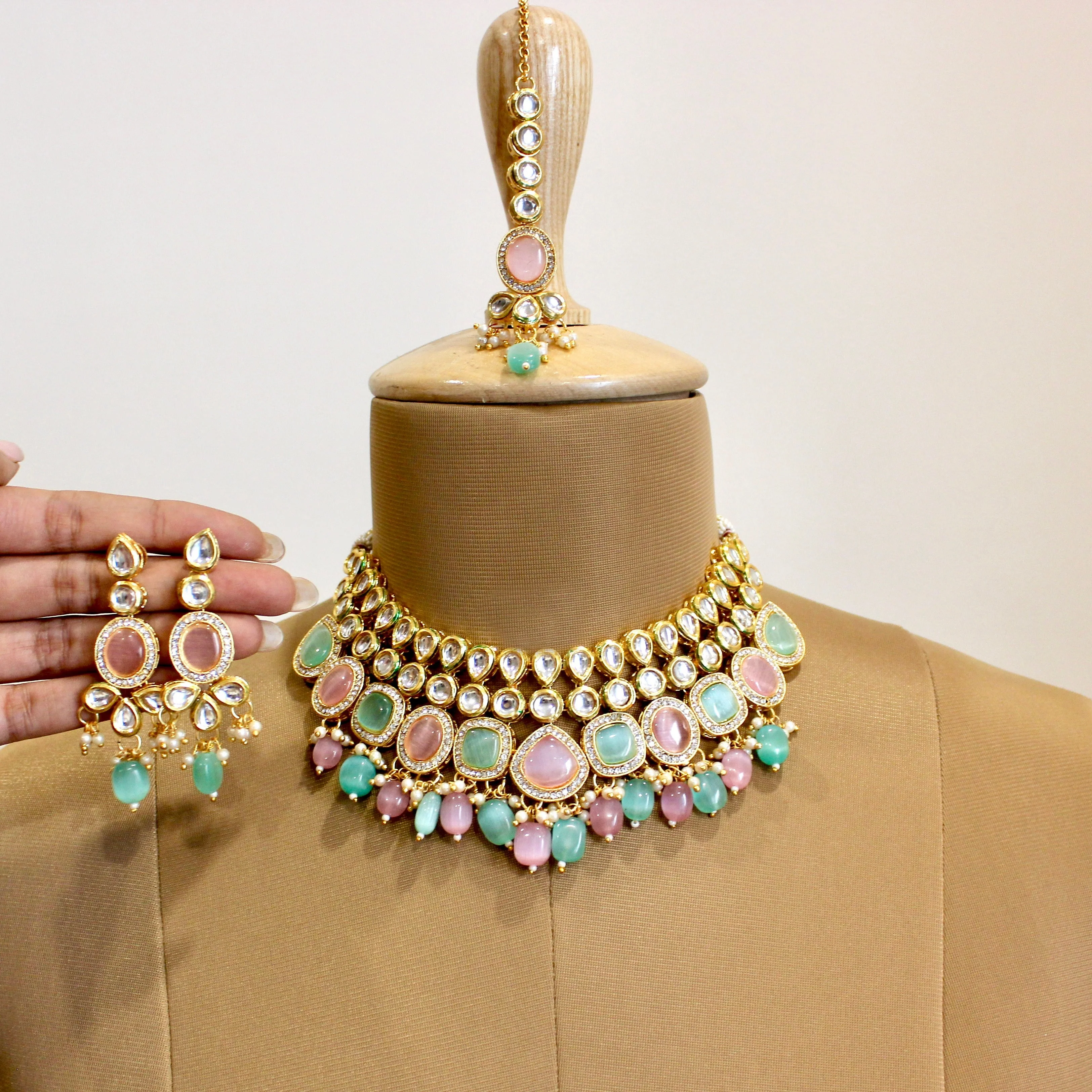Bridal Kundan Multicolour Jewellery Set - Image 3
