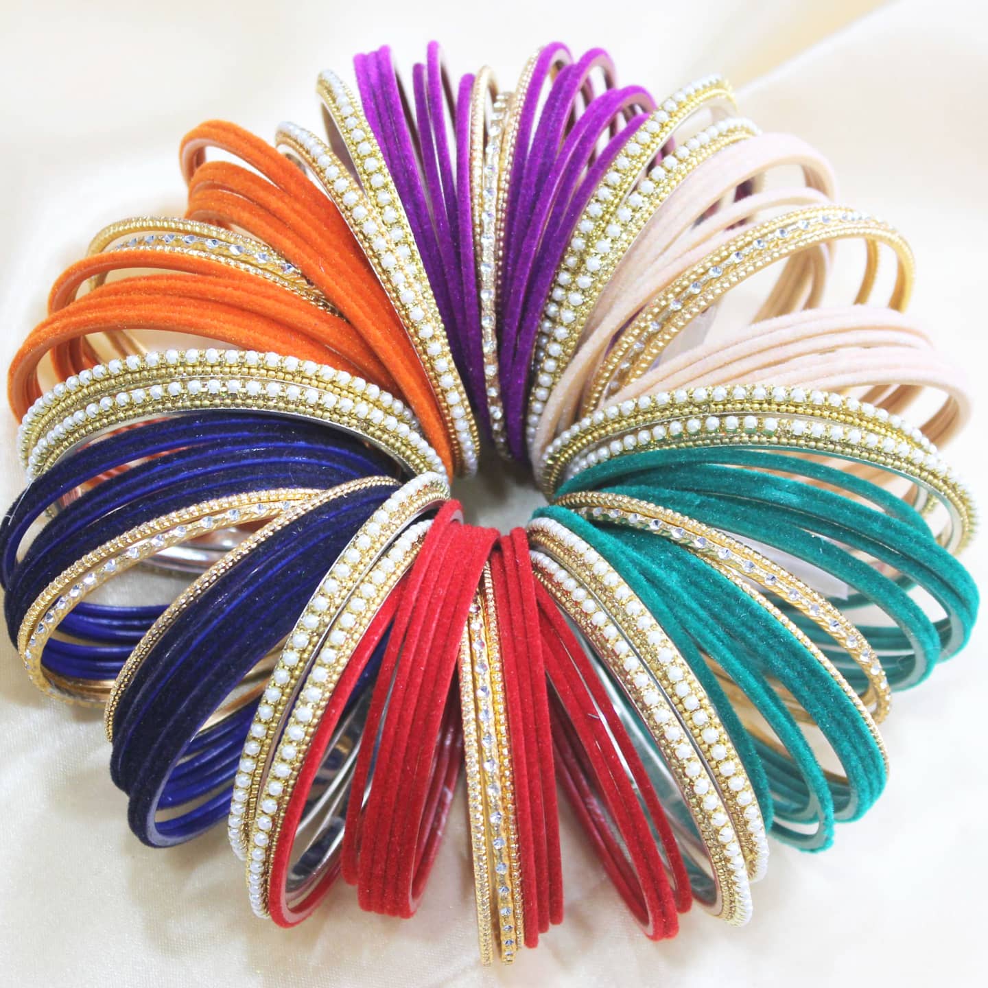 Copy of Mix'N'Match Velvet Bangle Bunch (6 colours) (Plus Size) - Image 4