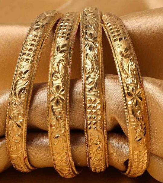 Guarantee Gold Dyed Bracelets With Floral And Block Design (Plus Size) - Image 5