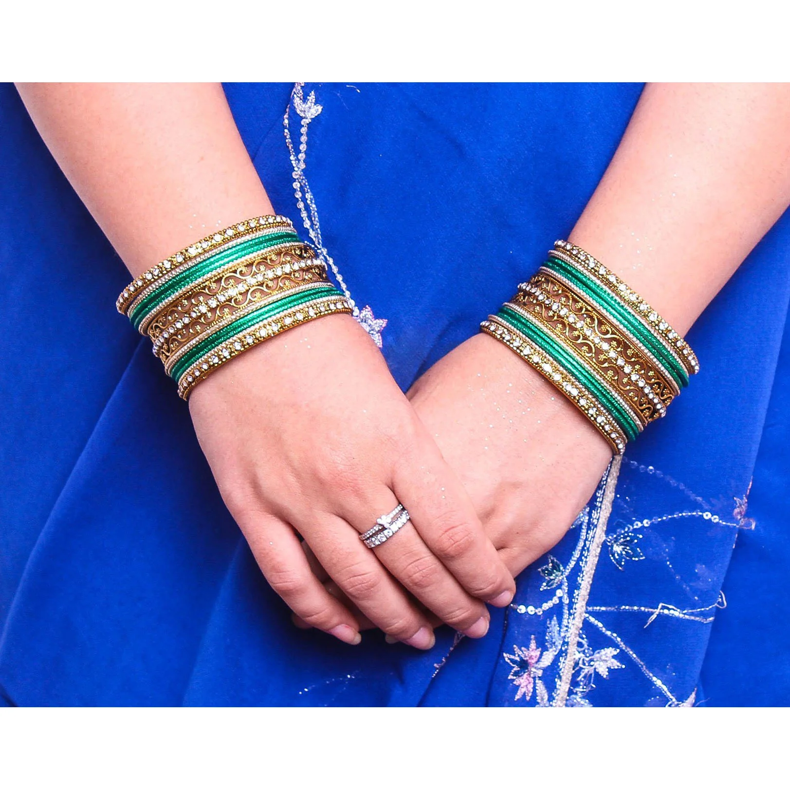 Intricate Bracelet With Running Stone Work And Shinning Bangle Set - Image 12