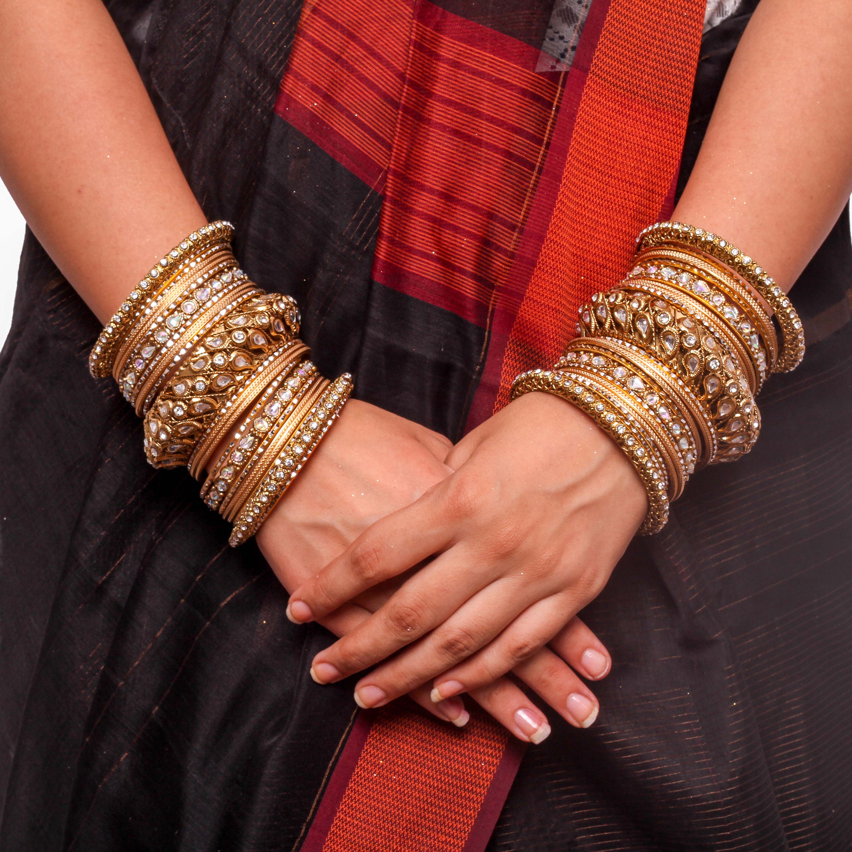Set of 2 Kundan Bangle Set With Chakri Kada - Image 3