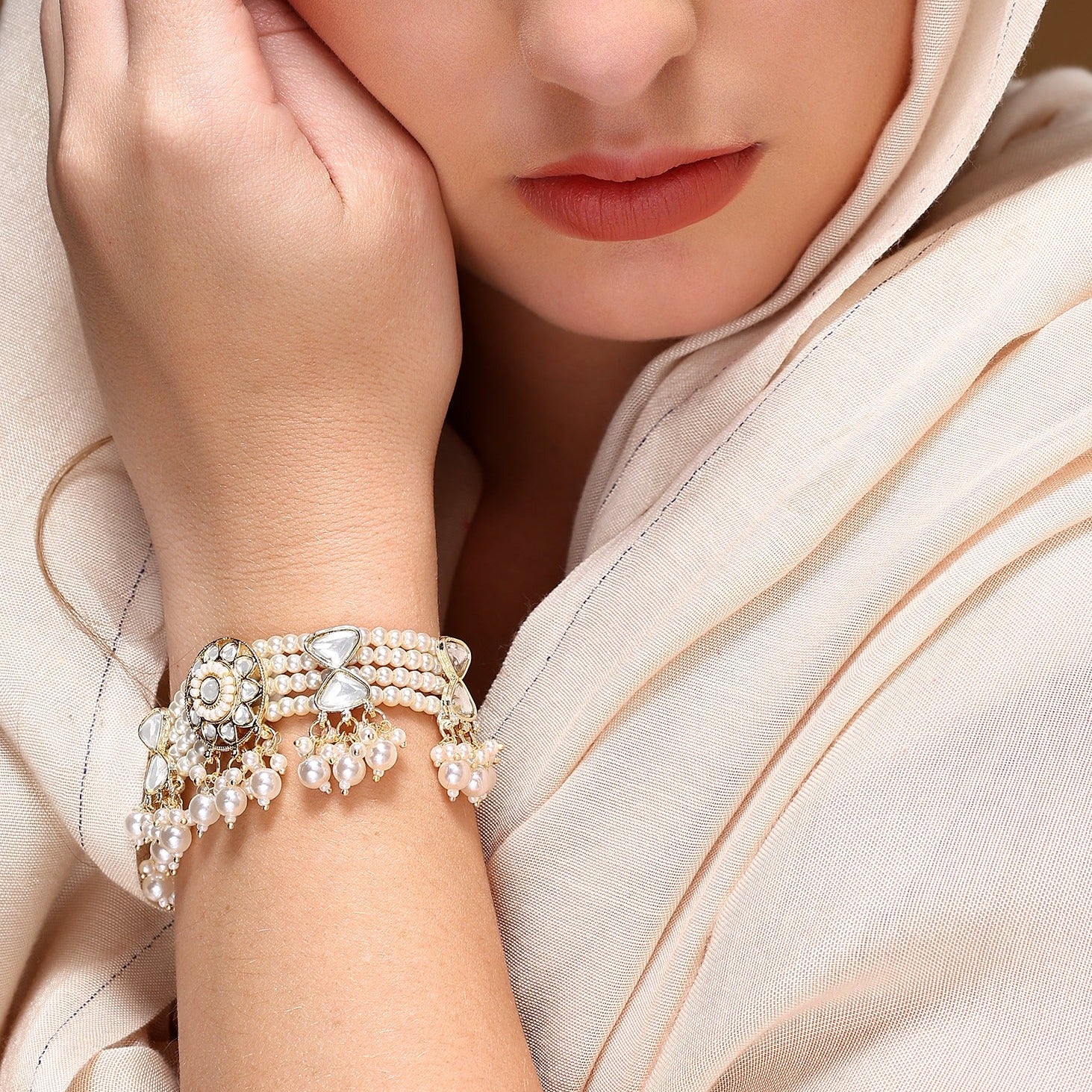 Kundan Beaded chain bracelet - Image 4