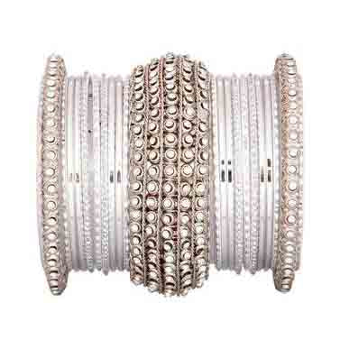 Leshya Golden Chakri shining bangle set for women - Image 4