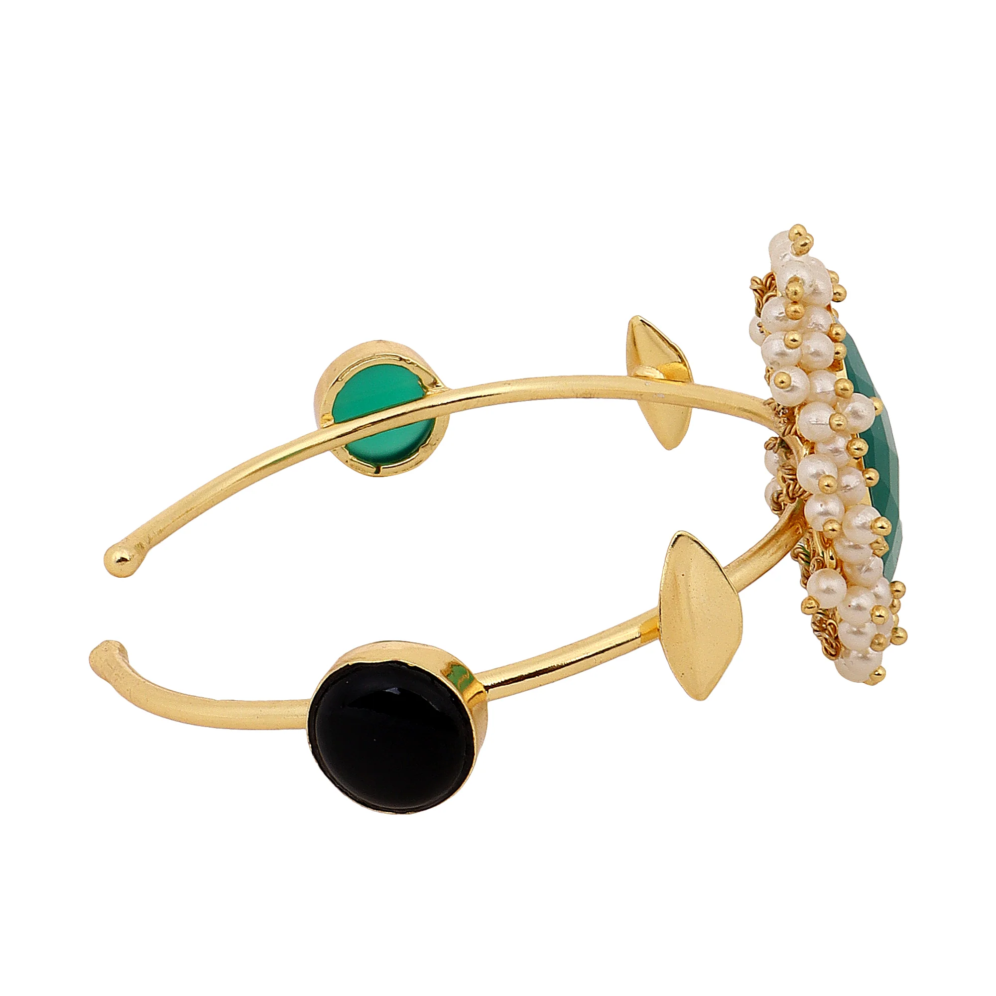 Green Stone Gajra Bracelet with Matte Golden Finish - Image 6