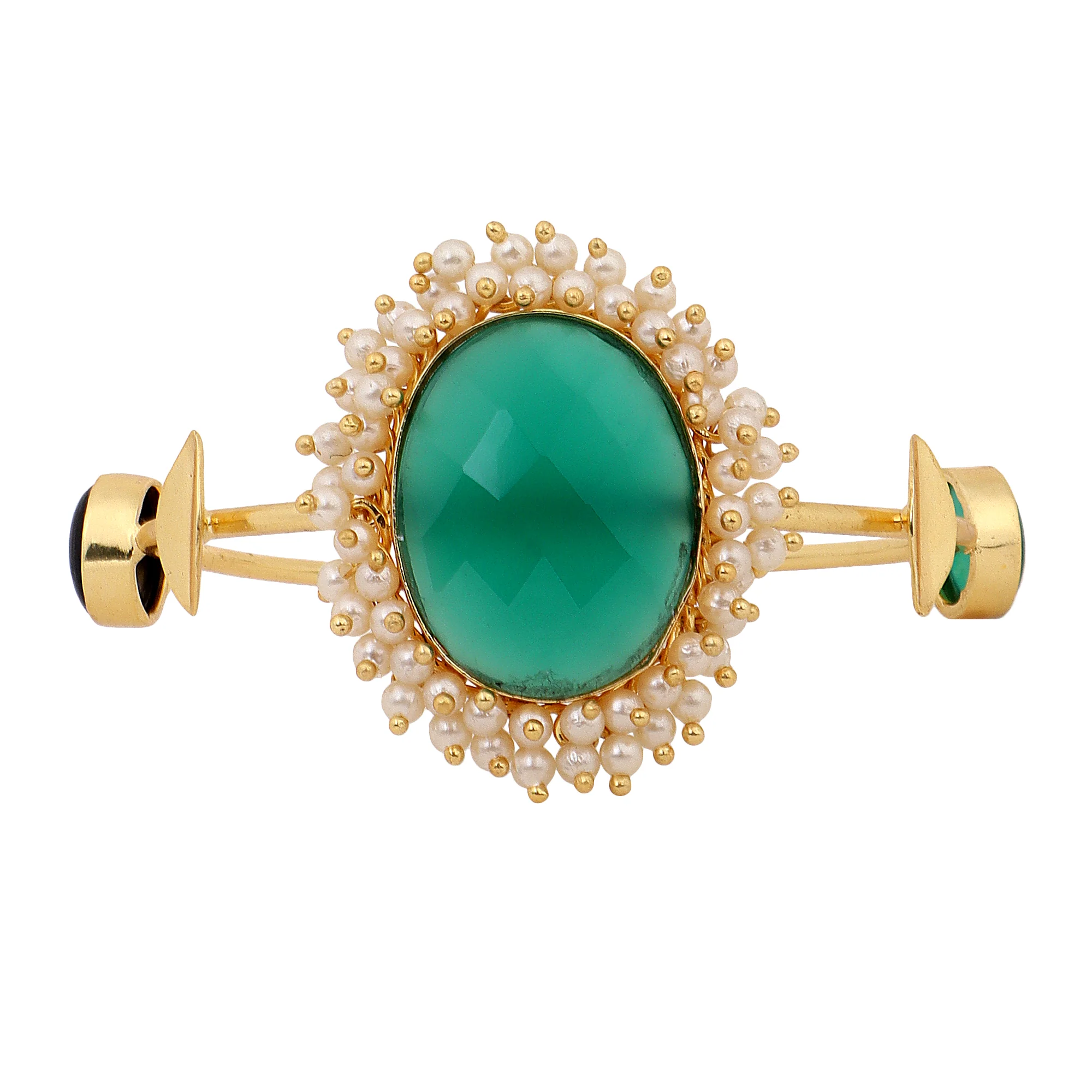 Green Stone Gajra Bracelet with Matte Golden Finish - Image 7