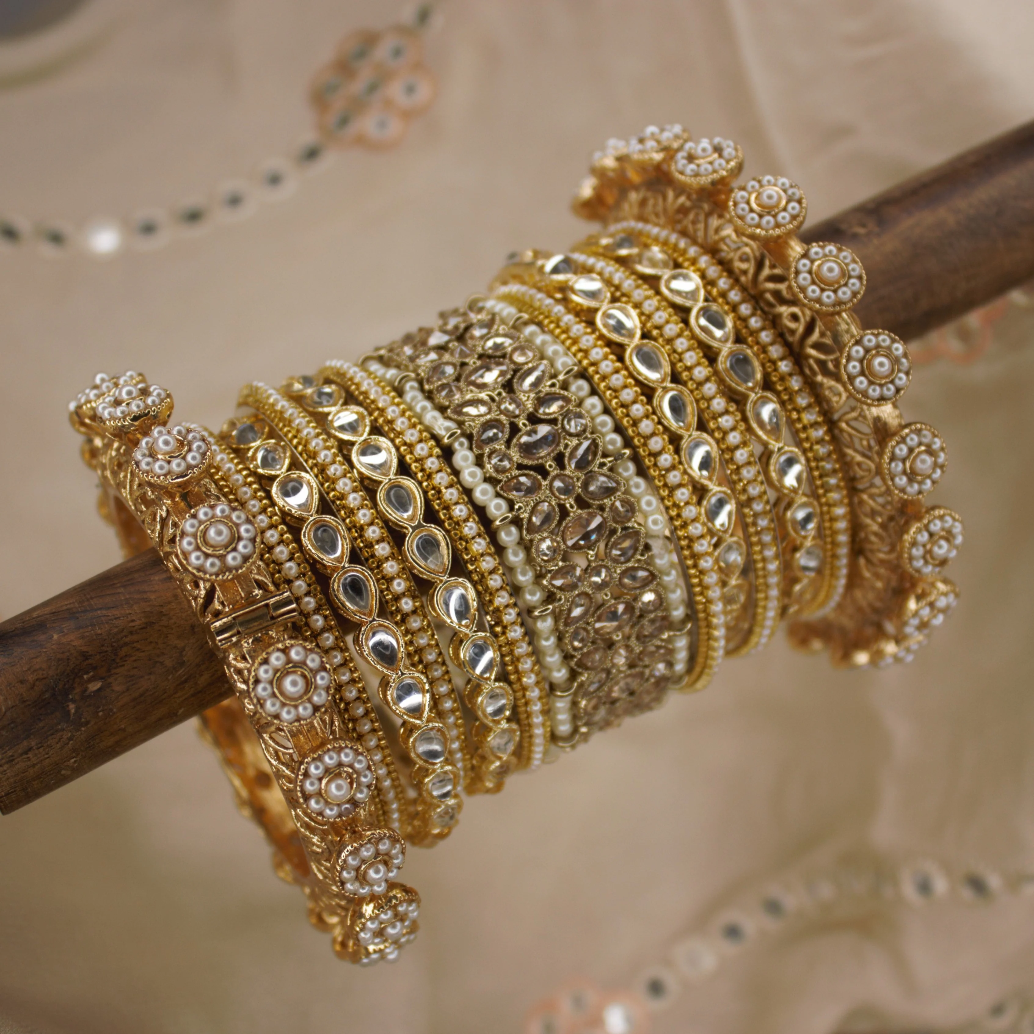 Ranisa Bangle Set with Kundan Kada for Two hands by Leshya - Image 2