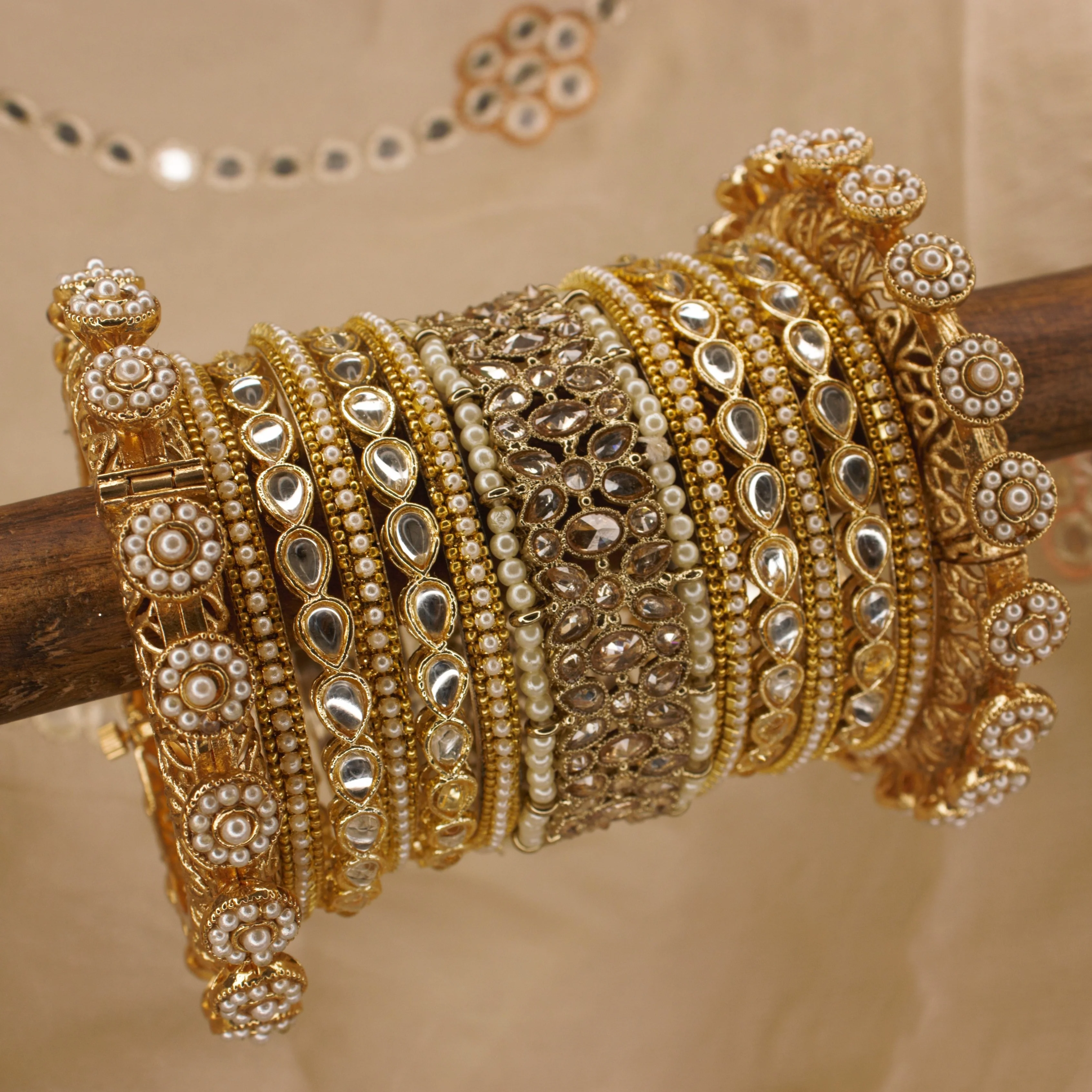 Ranisa Bangle Set with Kundan Kada for Two hands by Leshya - Image 6