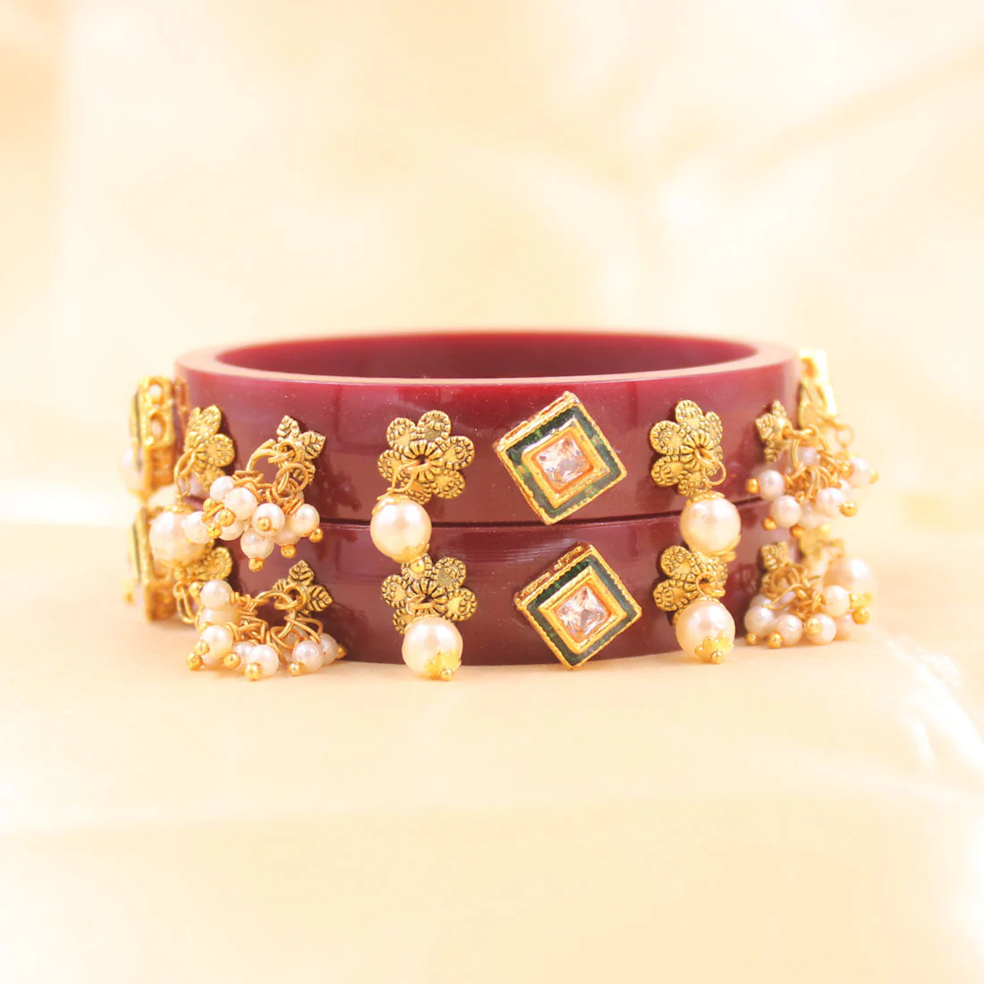 Set of 2 Acrylic Kundan Gajra Bangles by Leshya - Image 4