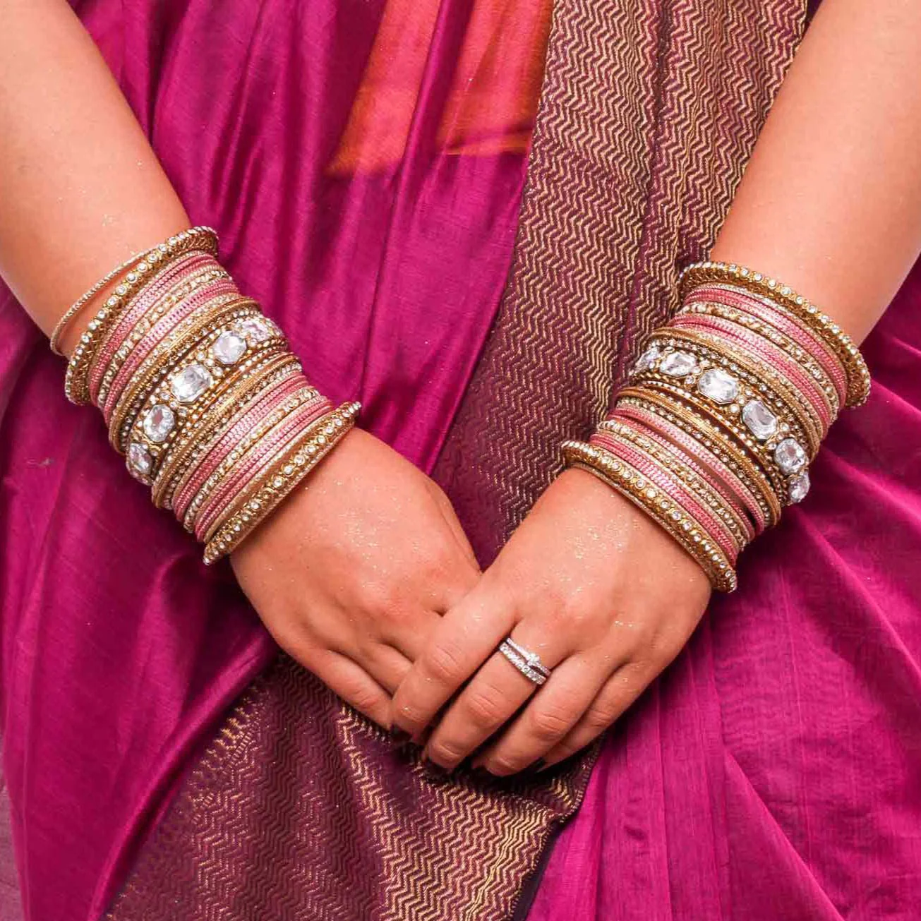 Set of 2 Beautiful Colored Bangle Set With Big Kundan Stone - Image 3