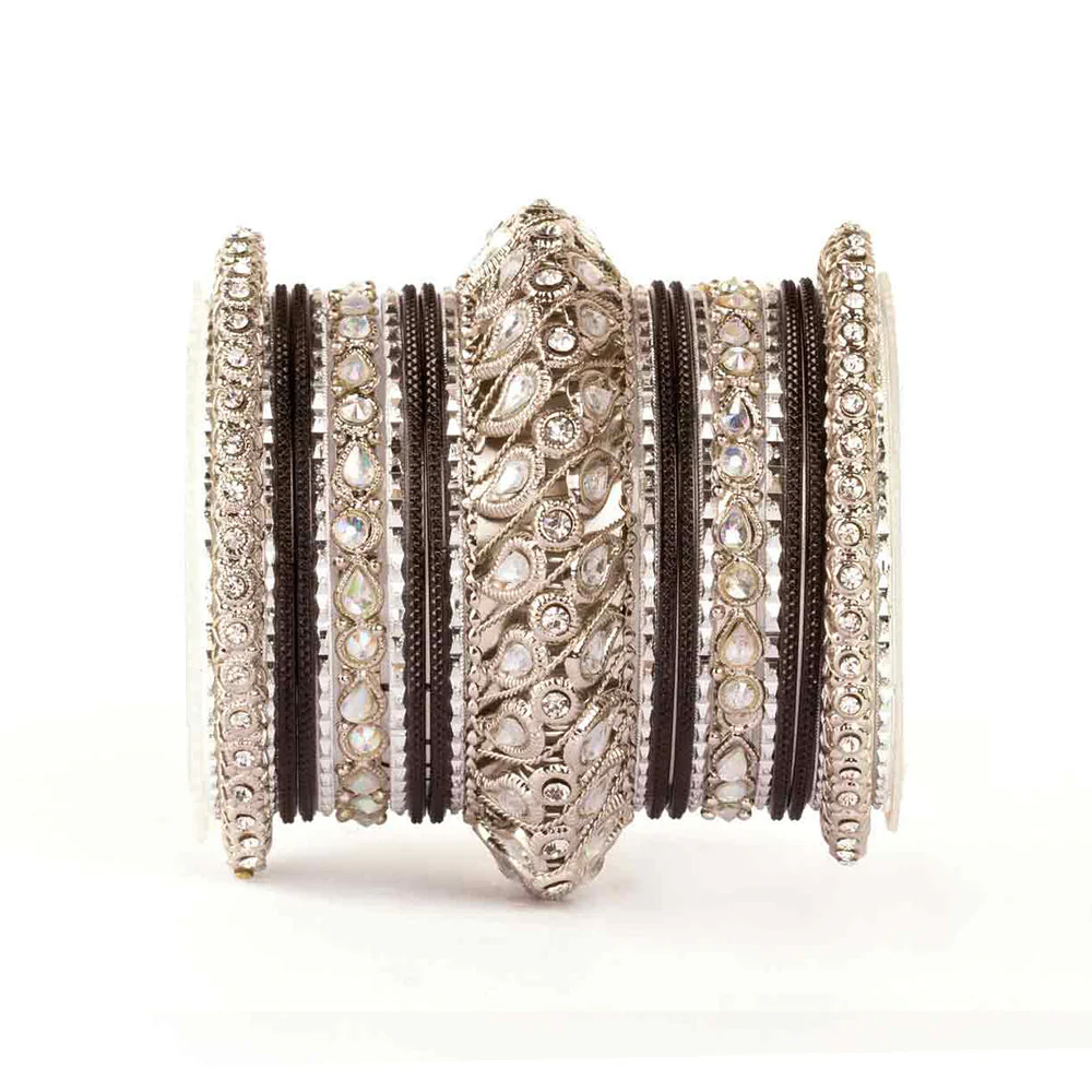 Traditional All Kundan Bangle Set For One Hand - Image 10