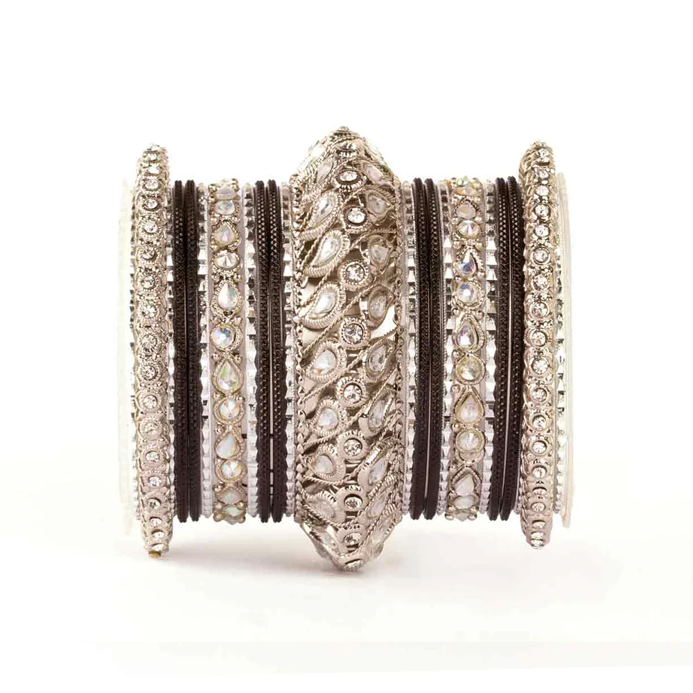Traditional All Kundan Bangle Set For One Hand - Image 10