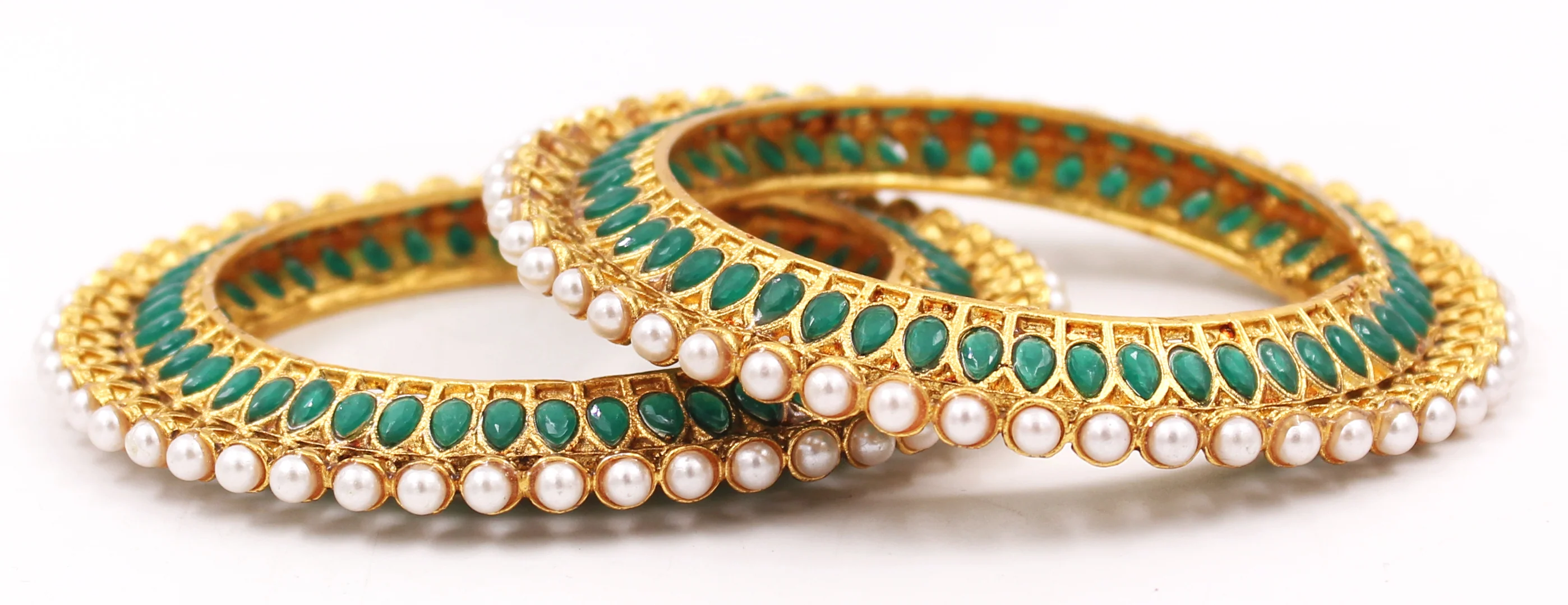 Traditional Bracelet Pair with Running kundan stone and Pearl Centre - Image 12