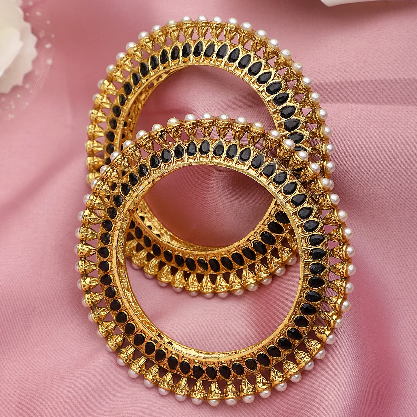 Traditional Bracelet Pair with Running kundan stone and Pearl Centre - Image 4