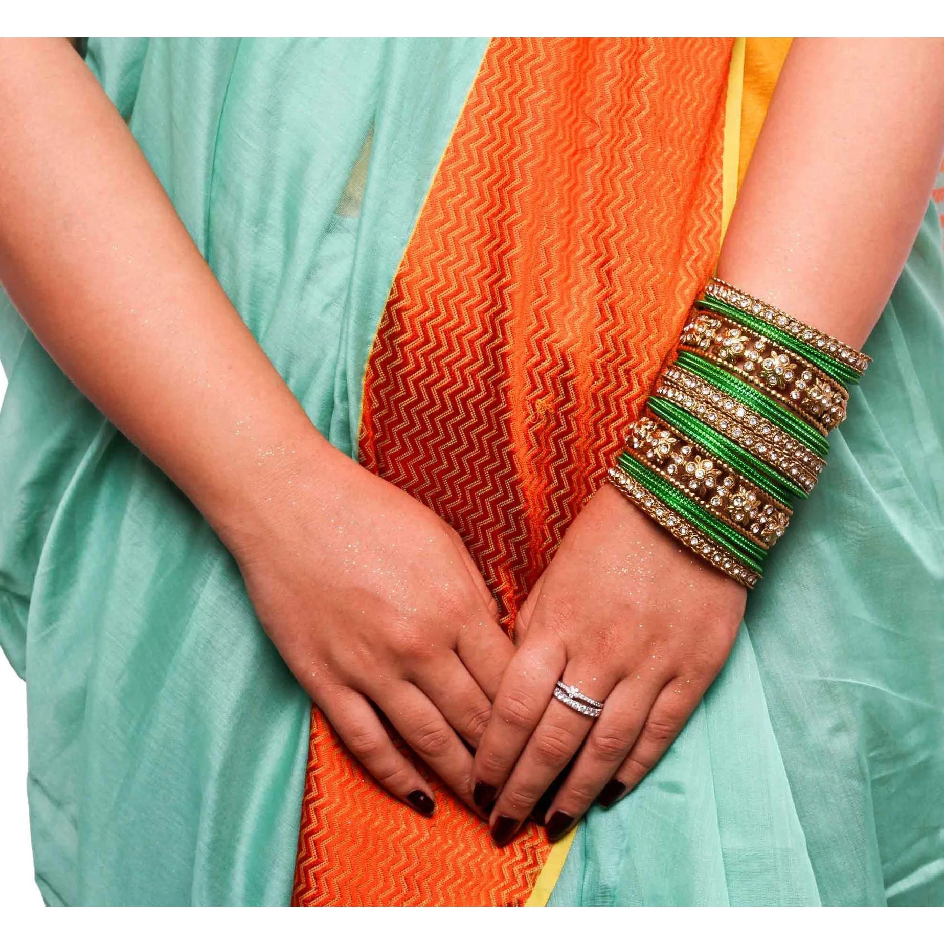 Traditional Colored Flower Pattern Bangle Set - Image 8